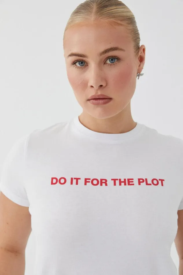 Clothing Supr T Shirts Everyday Graphic Tee Whitethe Plot