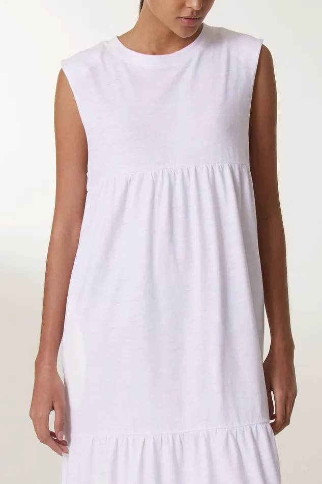 Dresses Women Leon and Harper Ryo Plain Dress White