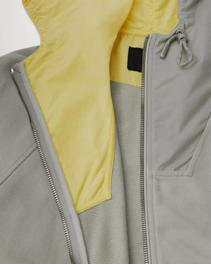 Hoodies and Sweatshirts Men Belstaff Tarn Full Zip Hoodie Cloud Grey Yellow Oxide Hoodies and Sweatshirts Men Belstaff Tarn Full Zip Hoodie Cloud Grey Yellow Oxide
