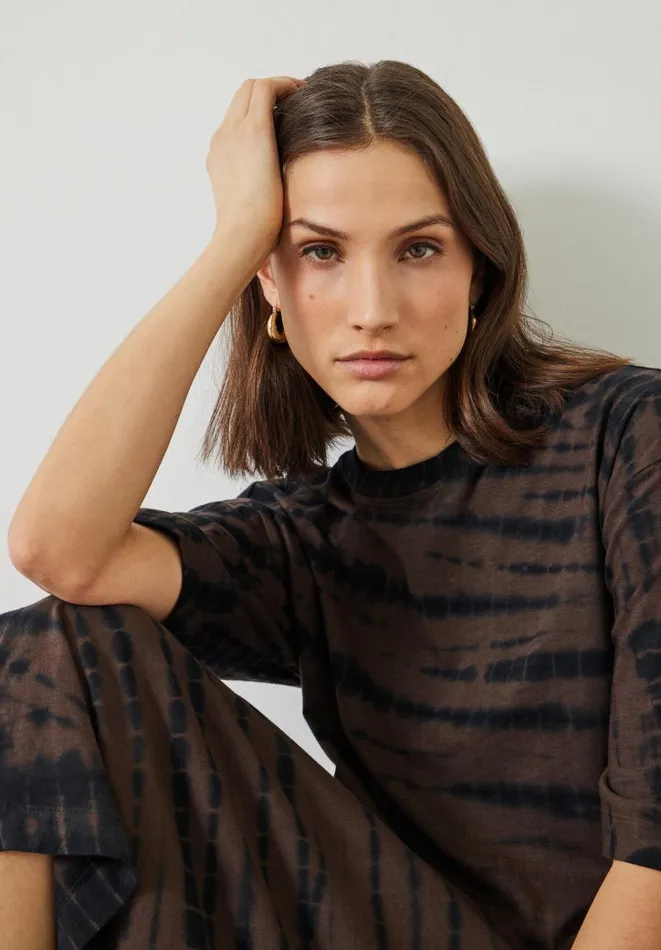 Hush Dresses Women Addie Cotton Relaxed Midi TShirt Dress Diagonal Tie Dye Brown