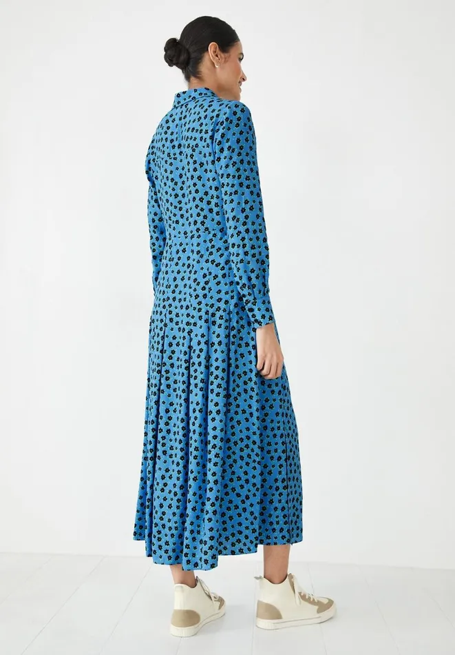 Hush Dresses Women Demi Shirt Dress Little Flowers Light Blue Hush Dresses Women Demi Shirt Dress Little Flowers Light Blue