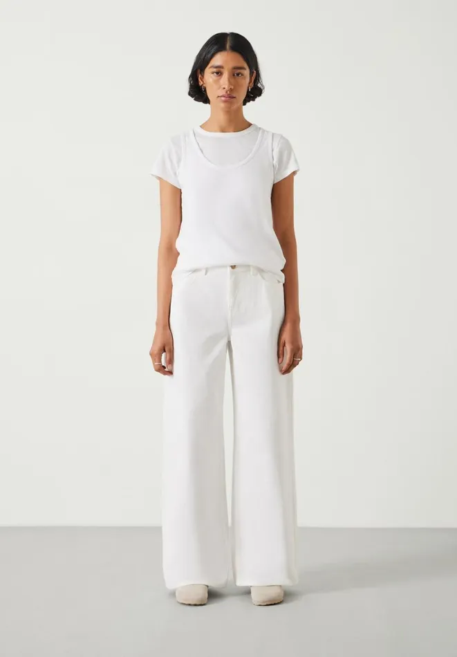 Hush Jeans Women Abi Wide Leg Jeans Ecru