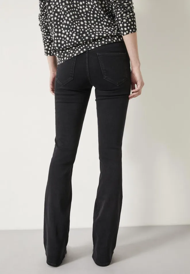 Hush Jeans Women Lorna Bootcut Jeans Washed Black
