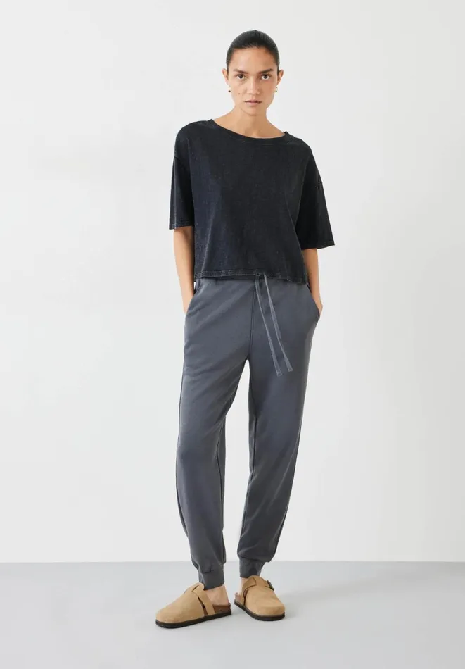 Hush Joggers and Leggings Women Theia Slim Joggers Ebony