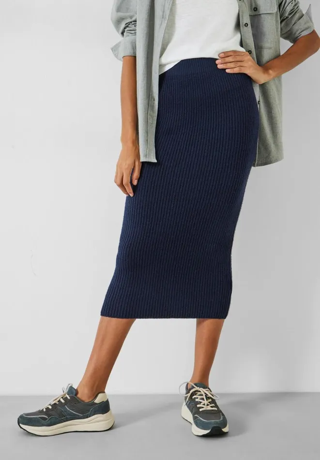 Hush Skirts Women Penny Knitted Midi Skirt Midnight Navy Hush Skirts Women Penny Knitted Midi Skirt Midnight Navy