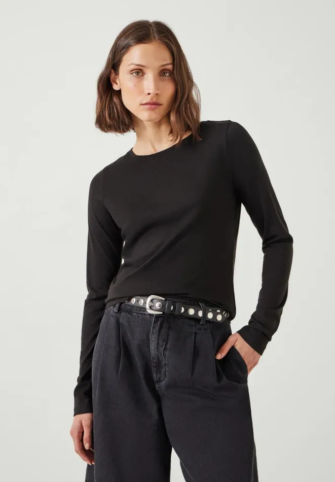 Hush Tops and Tshirts Women Anna Slim Crew Neck Top Black