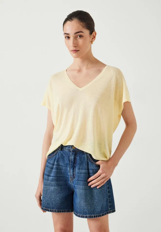 Hush Tops and Tshirts Women Emmerline Linen Blend Knitted Top Pale Yellow