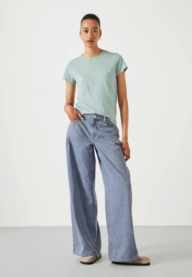 Hush Tops and Tshirts Women Slim Fit Crew TShirt Aqua Hush Tops and Tshirts Women Slim Fit Crew TShirt Aqua