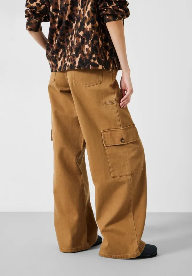 Hush Trousers Women Jess Wide Leg Cargo Trousers Amber Hush Trousers Women Jess Wide Leg Cargo Trousers Amber