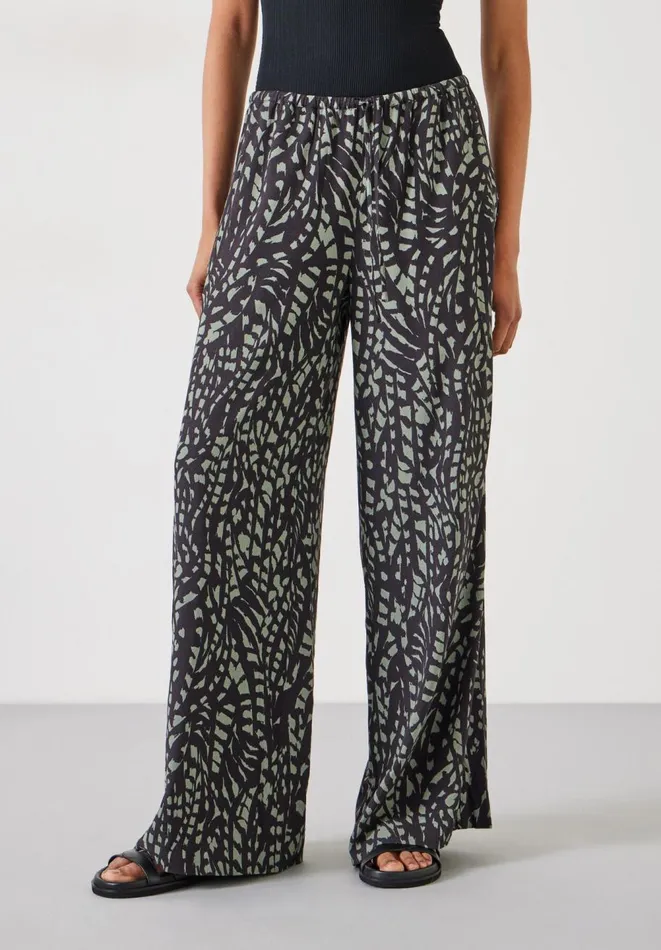 Hush Trousers Women Layla Print Tie Waist Trousers Charcoal Mark