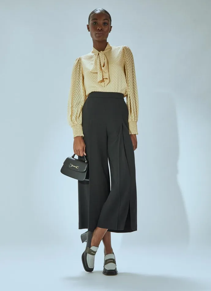 LKBennett Trousers Women Eva Black Wide Crop Pleat Trouser