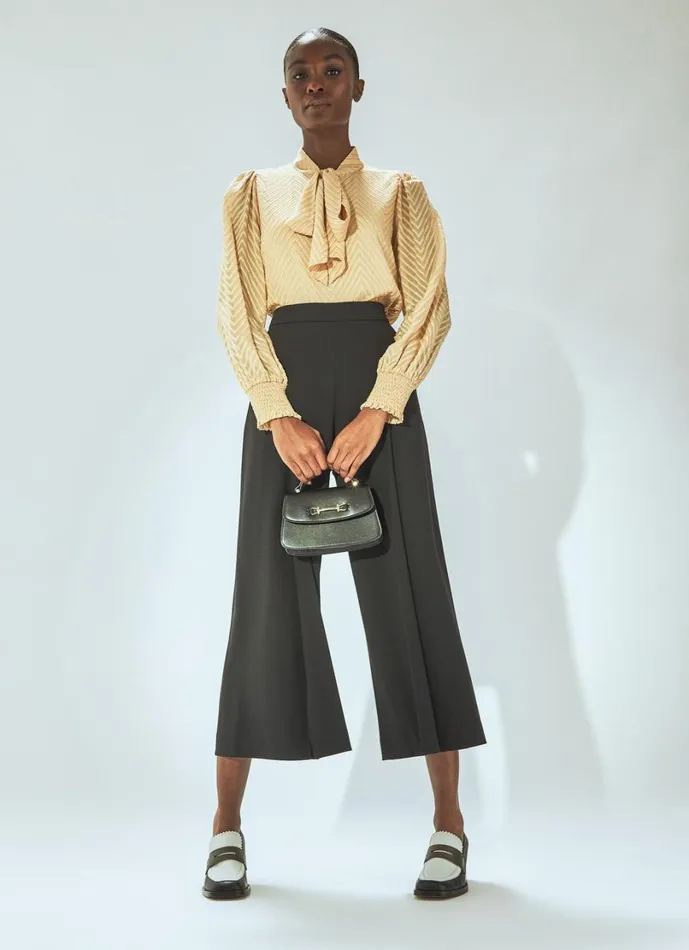 LKBennett Trousers Women Eva Black Wide Crop Pleat Trouser LKBennett Trousers Women Eva Black Wide Crop Pleat Trouser