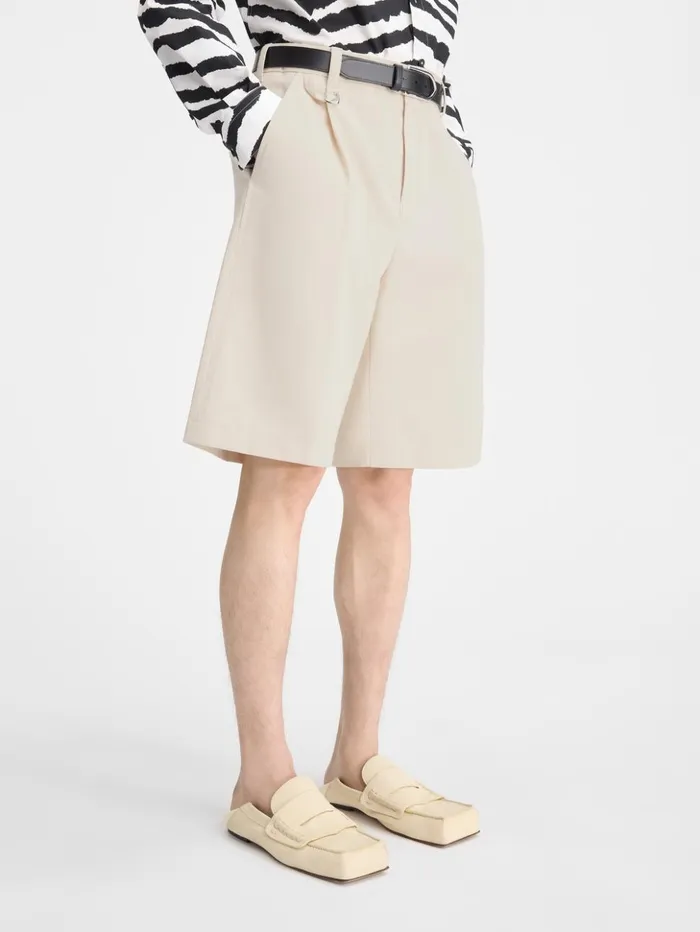 Men Trousers and Shorts JACQUEMUS The Melo Shorts Light Beige Men Trousers and Shorts JACQUEMUS The Melo Shorts Light Beige