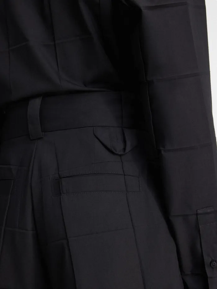 Men Trousers and Shorts JACQUEMUS The Navega Pleated Shorts Black