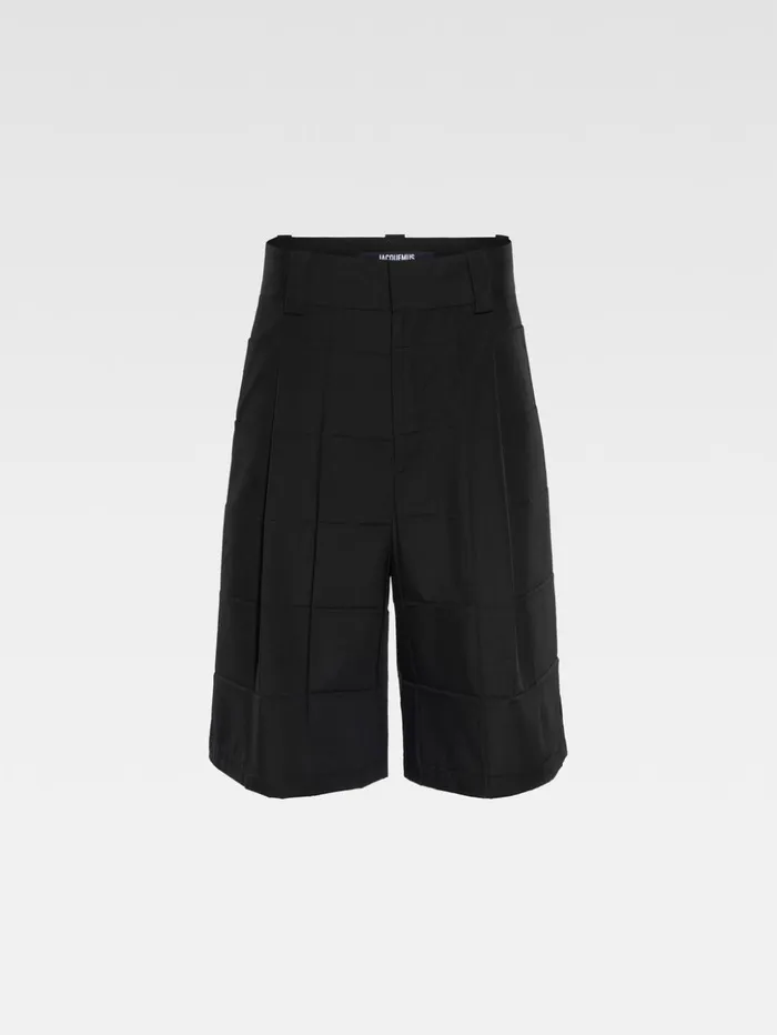 Men Trousers and Shorts JACQUEMUS The Navega Pleated Shorts Black