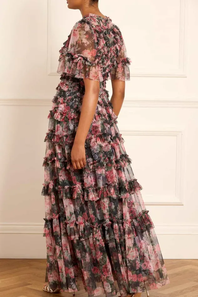 Midnight Dance Round Neck Gown Black Women Needle and Thread Dresses