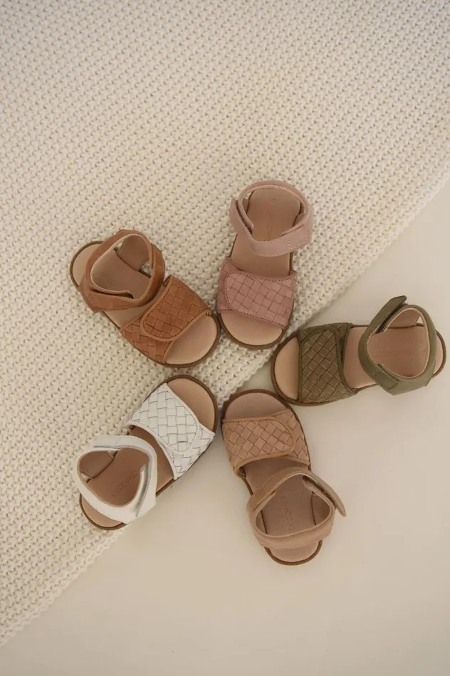 Nisolo Baby Toddler and Kids Shoes Women Woven Hard Sole Sandal Stone Stone