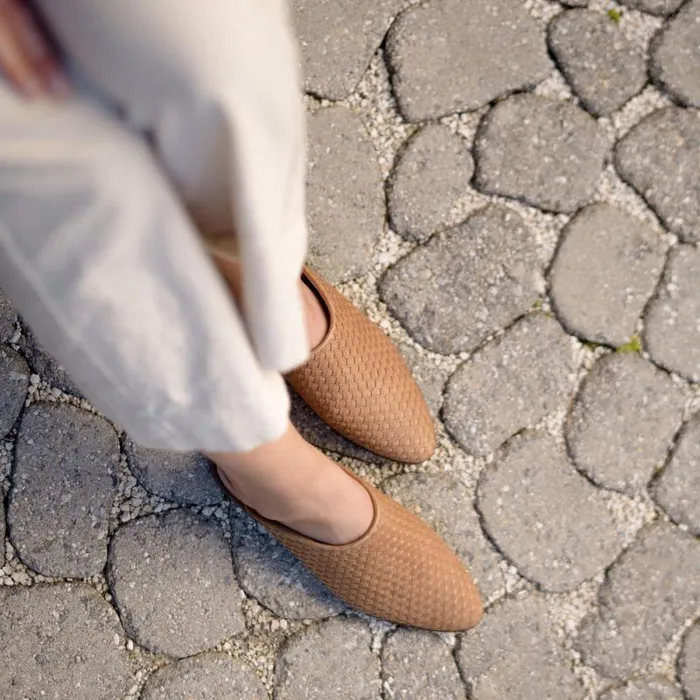 Nisolo Flats and Slip Ons Women Ama Woven Mule Woven Almond Nisolo Flats and Slip Ons Women Ama Woven Mule Woven Almond