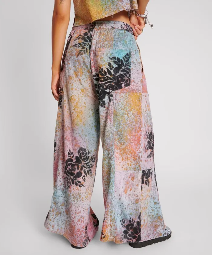 One Teaspoon Bottoms ROSE TATTOO HAND PAINTED FLORAL PALAZZO PANTS 8211 Women One Teaspoon Bottoms ROSE TATTOO HAND PAINTED FLORAL PALAZZO PANTS 8211 Women