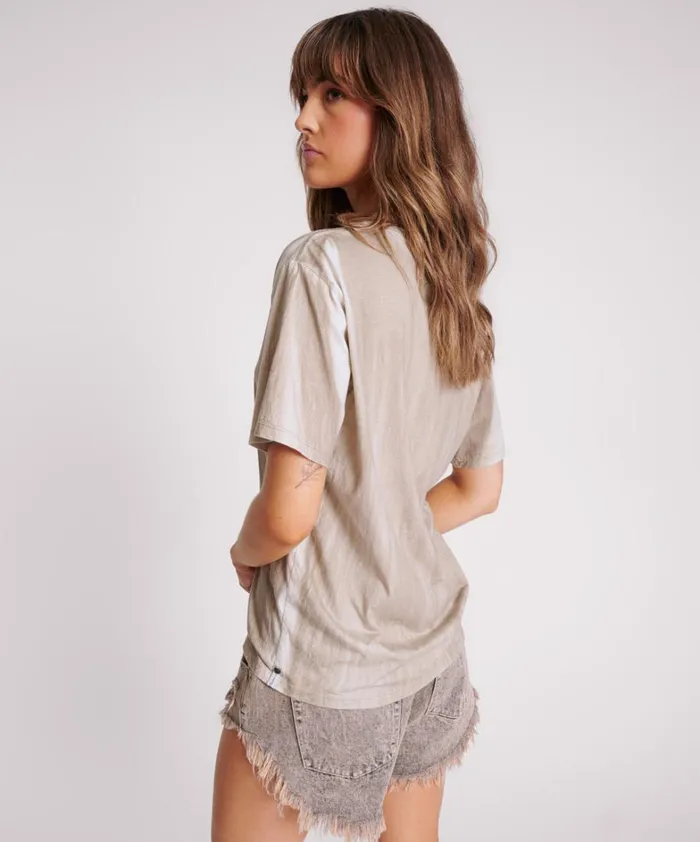 One Teaspoon Tees and Tanks SKULL AND BONES BOYFRIEND TEE 8211 Women One Teaspoon Tees and Tanks SKULL AND BONES BOYFRIEND TEE 8211 Women