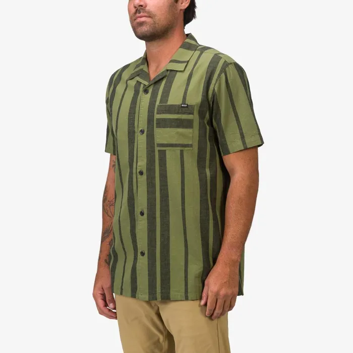 Reef TShirts and Shirts Men Angelo Short Sleeve Camp Shirt Olivine