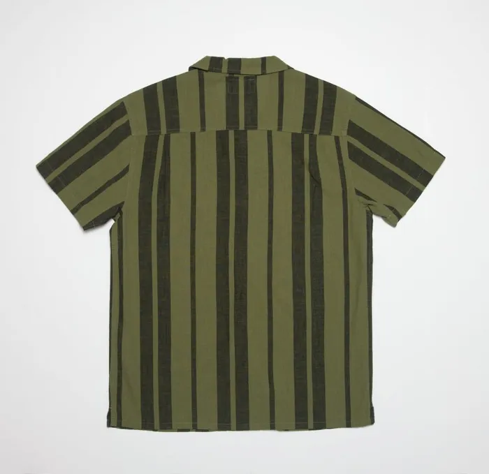 Reef TShirts and Shirts Men Angelo Short Sleeve Camp Shirt Olivine