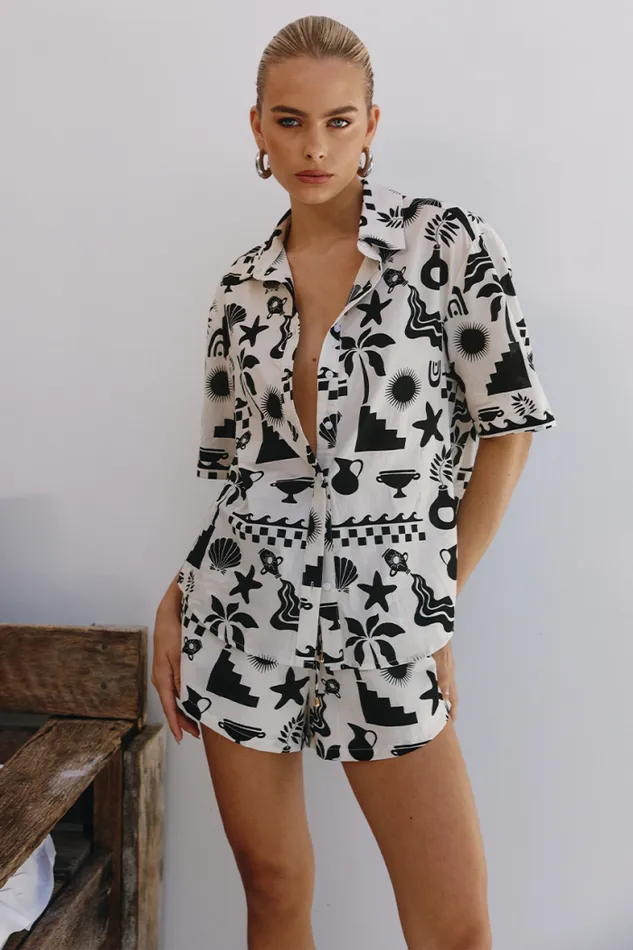 Runaway The Label Shorts Shop NAMMOS SHORT 8211 SANDBLACK