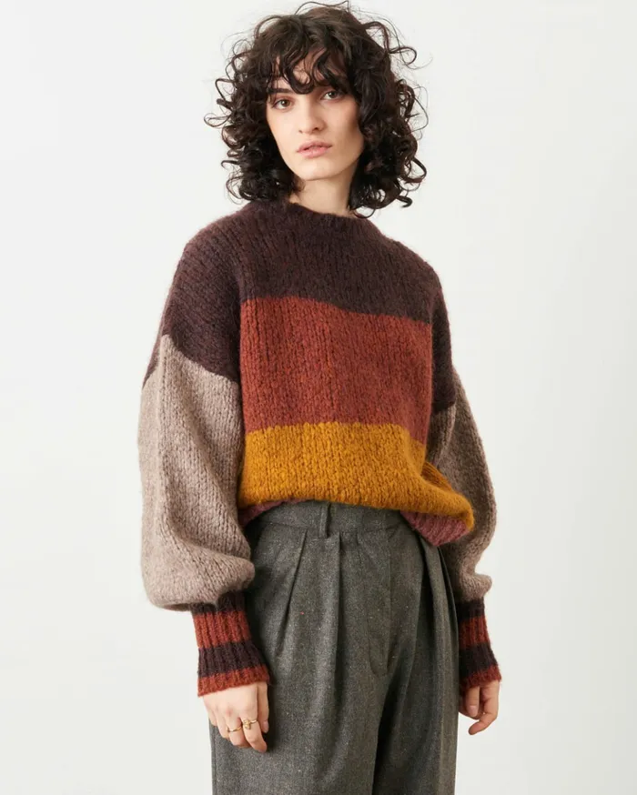 Sessn Womens Jumpers Americana Book Club