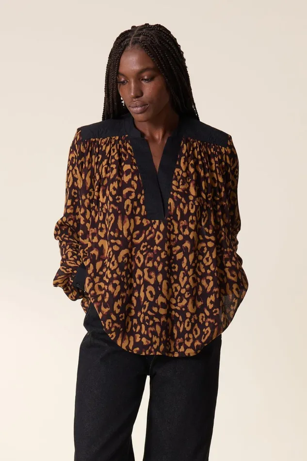 Shirts and Blouses Women Leon and Harper Cruise Leo Blouse Beige