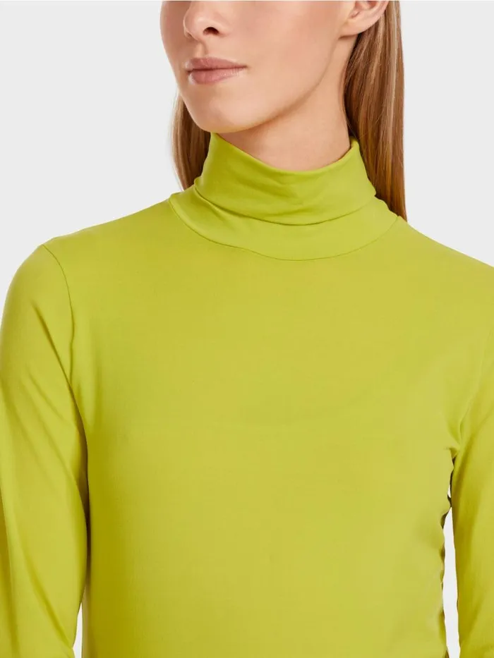 Shirts and Tops Damen Marc Cain TShirt Mit Rollkragen Bright Olive Green