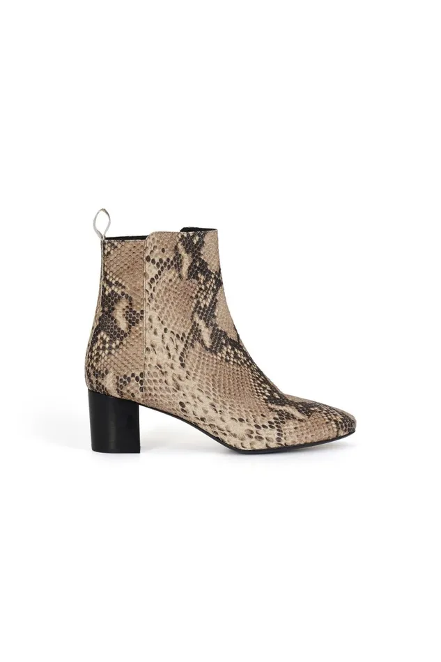 Shoes Women Leon and Harper Jane Python Yellow