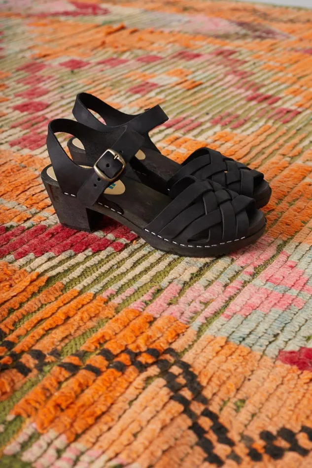 Shoes Women Leon and Harper Stockholm Clogs Black