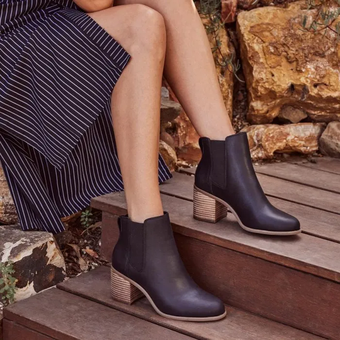 Toms Boots and Booties Evelyn Chelsea Heeled Boot Black Leather 8211 Women