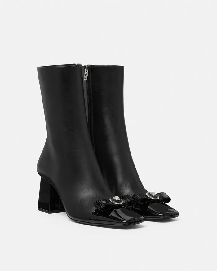 Versace Boots Women Gianni Ribbon Ankle Boots 70 Mm Blacksilver