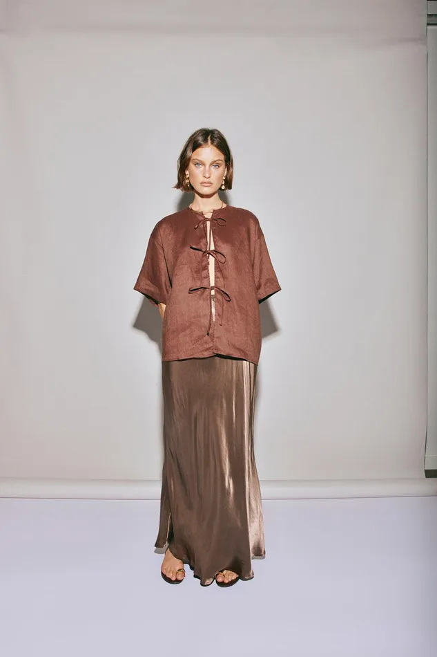 VRG GRL Naomi Linen Smock Top Umber Women Short Sleeve