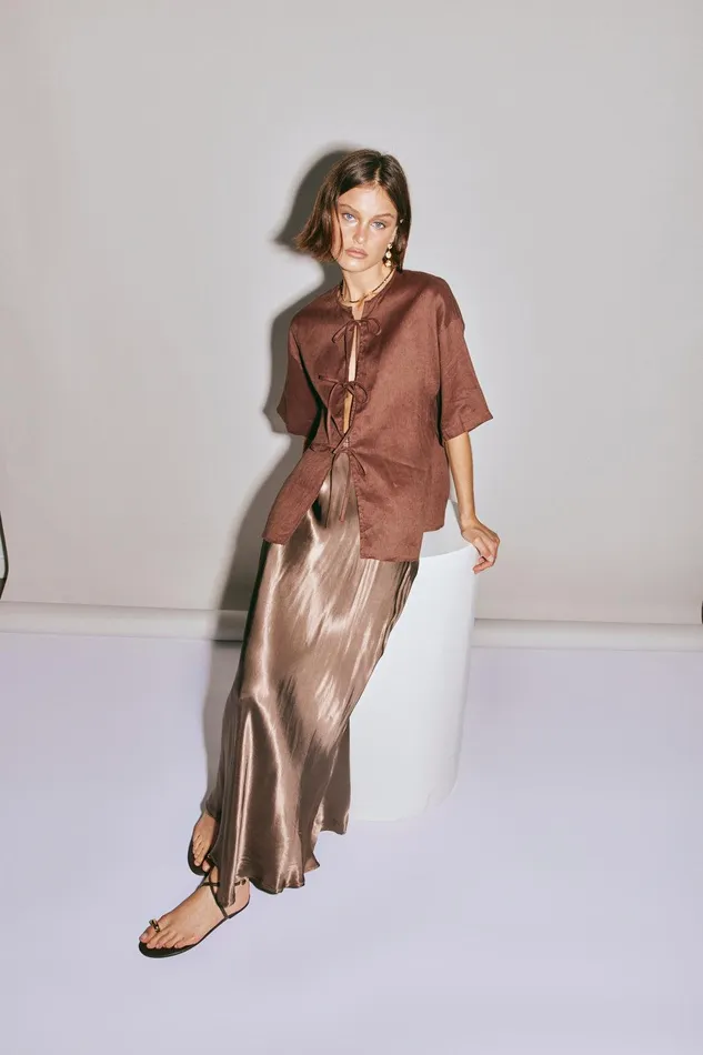 VRG GRL Naomi Linen Smock Top Umber Women Short Sleeve