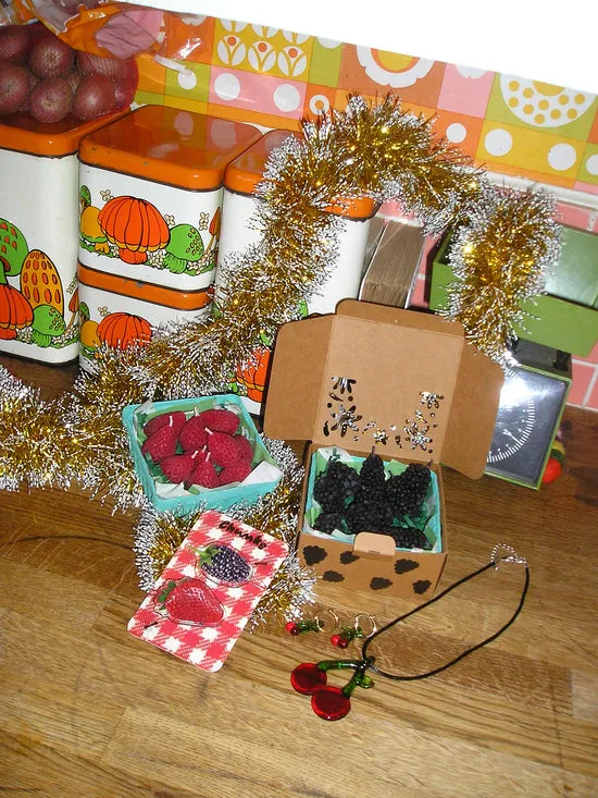 Women Clip Pack Berries Hair Accessories Lisa Says Gah Women Clip Pack Berries Hair Accessories Lisa Says Gah