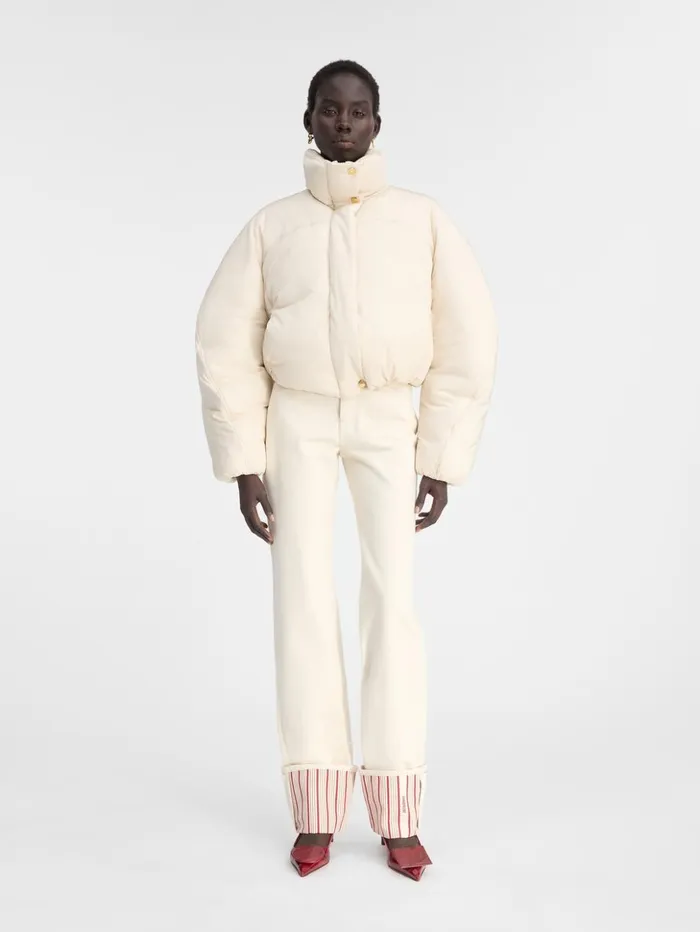 Women Coats and Jackets JACQUEMUS The Caraco Cropped Puffer Jacket Offwhite