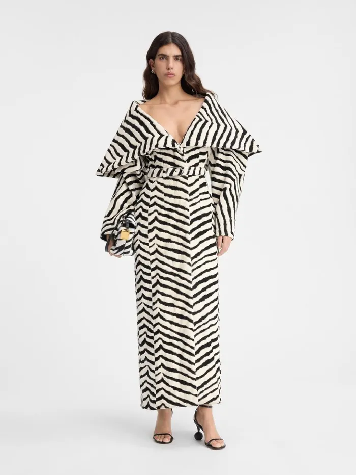 Women Coats and Jackets JACQUEMUS The Caruso Coat Jacquard Zebra Velvelt Black