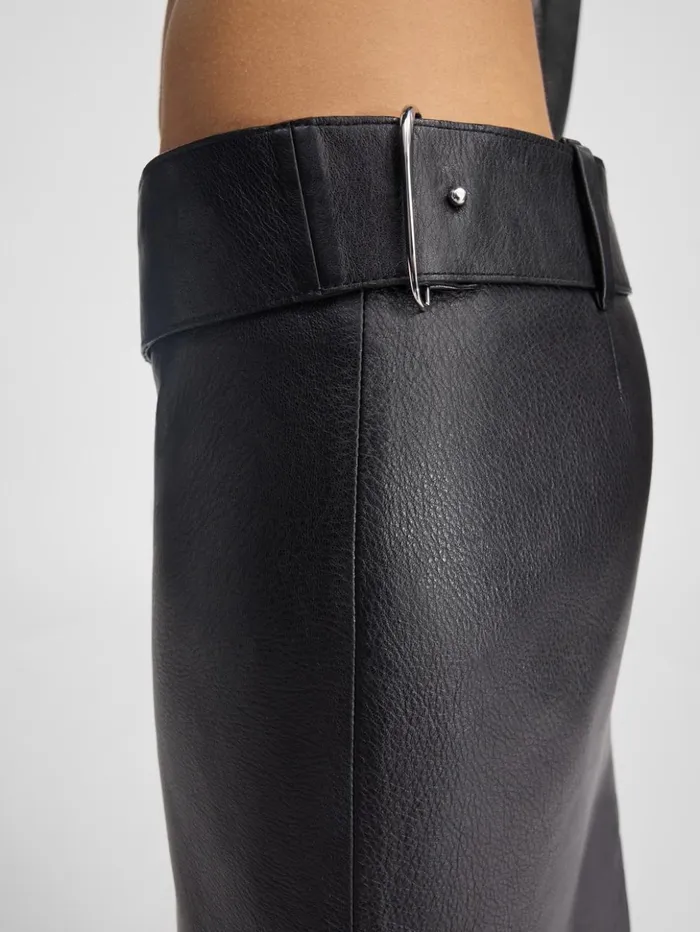 Women Dresses and Skirts JACQUEMUS The Obra Leather Skirt Black Women Dresses and Skirts JACQUEMUS The Obra Leather Skirt Black