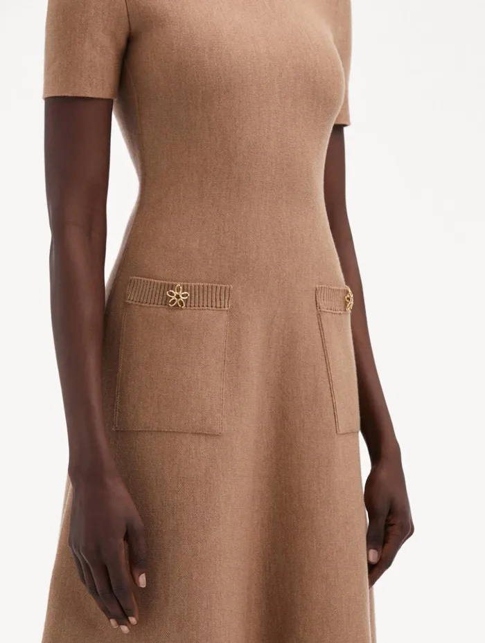 Women Dresses Oscar De La Renta O Flower Knit Midi Dress Cafe Au Lait Women Dresses Oscar De La Renta O Flower Knit Midi Dress Cafe Au Lait