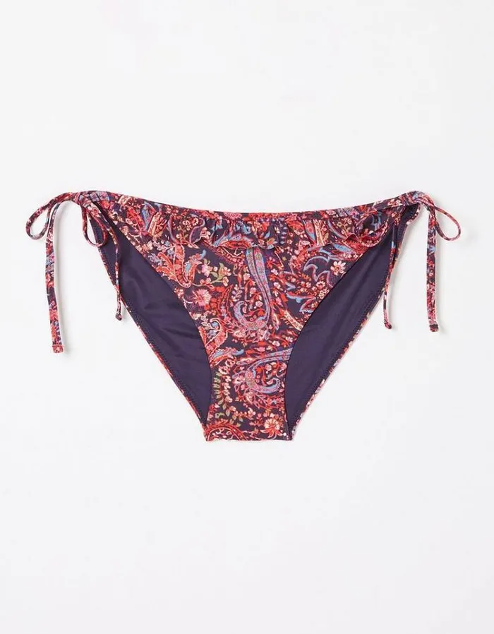 Women FatFace Vacation Shop Fiona Frill Paisley Tie Side Bottoms Purple