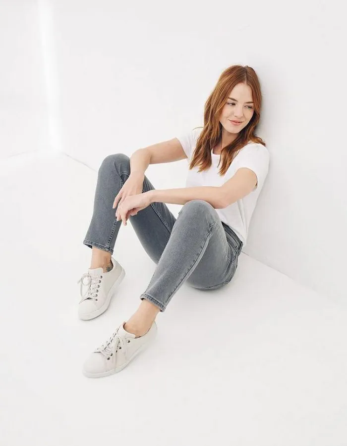 Women FatFace Women039s Sale Sway Slim Leg Comfort Stretch Jeans Light Grey