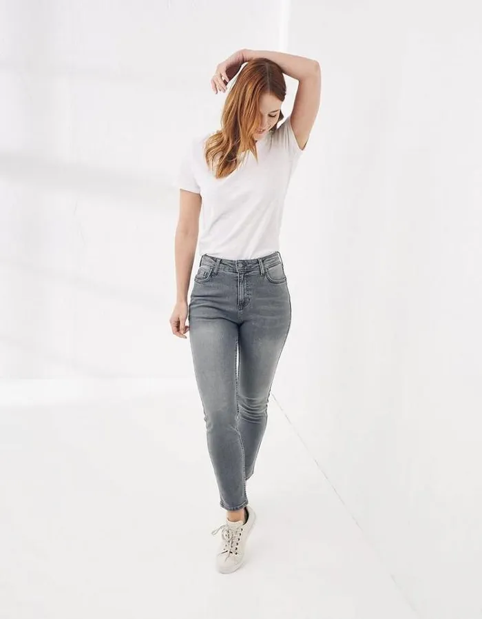 Women FatFace Women039s Sale Sway Slim Leg Comfort Stretch Jeans Light Grey