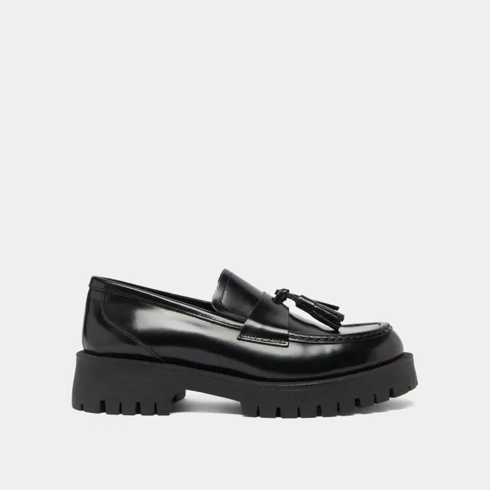 Women Loafers With Notched Sole And Tassel Black JONAK Loafers