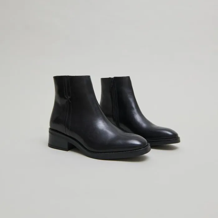 Women Lowboots With Elastic Straps And Openwork Details Black JONAK Ankle Boots Lowboots