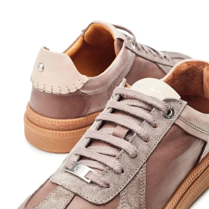 Women Moda In Pelle Casual Trainers Anilla Taupe Leather