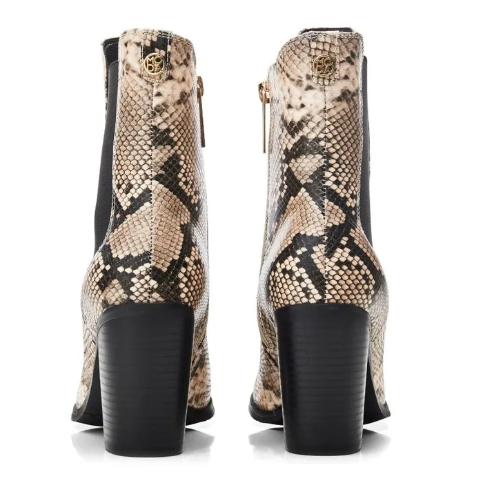 Women Moda In Pelle Chelsea Boots Briee Natural Snake Print
