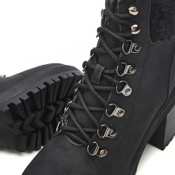 Women Moda In Pelle Chunky Boots Arrya Black Protauras