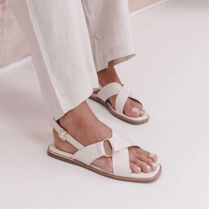 Women Moda In Pelle Flat Sandals Novva Off White Porvair